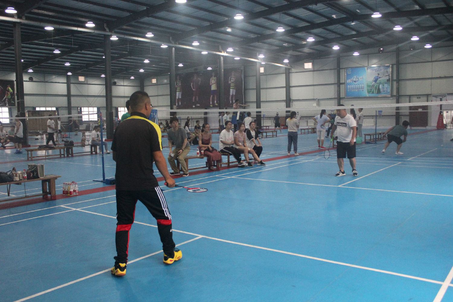 億誠第四屆&ldquo;團結杯&rdquo;羽毛球比賽