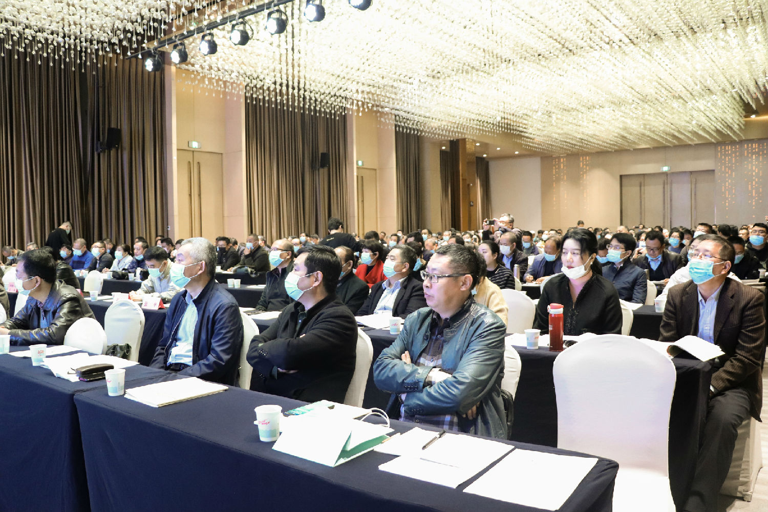 億誠(chéng)公司參加陜西省全過程工程咨詢?cè)圏c(diǎn)工作總結(jié)會(huì)議 億誠(chéng)公司參加陜西省全過程工程咨詢?cè)圏c(diǎn)工作總結(jié)會(huì)議