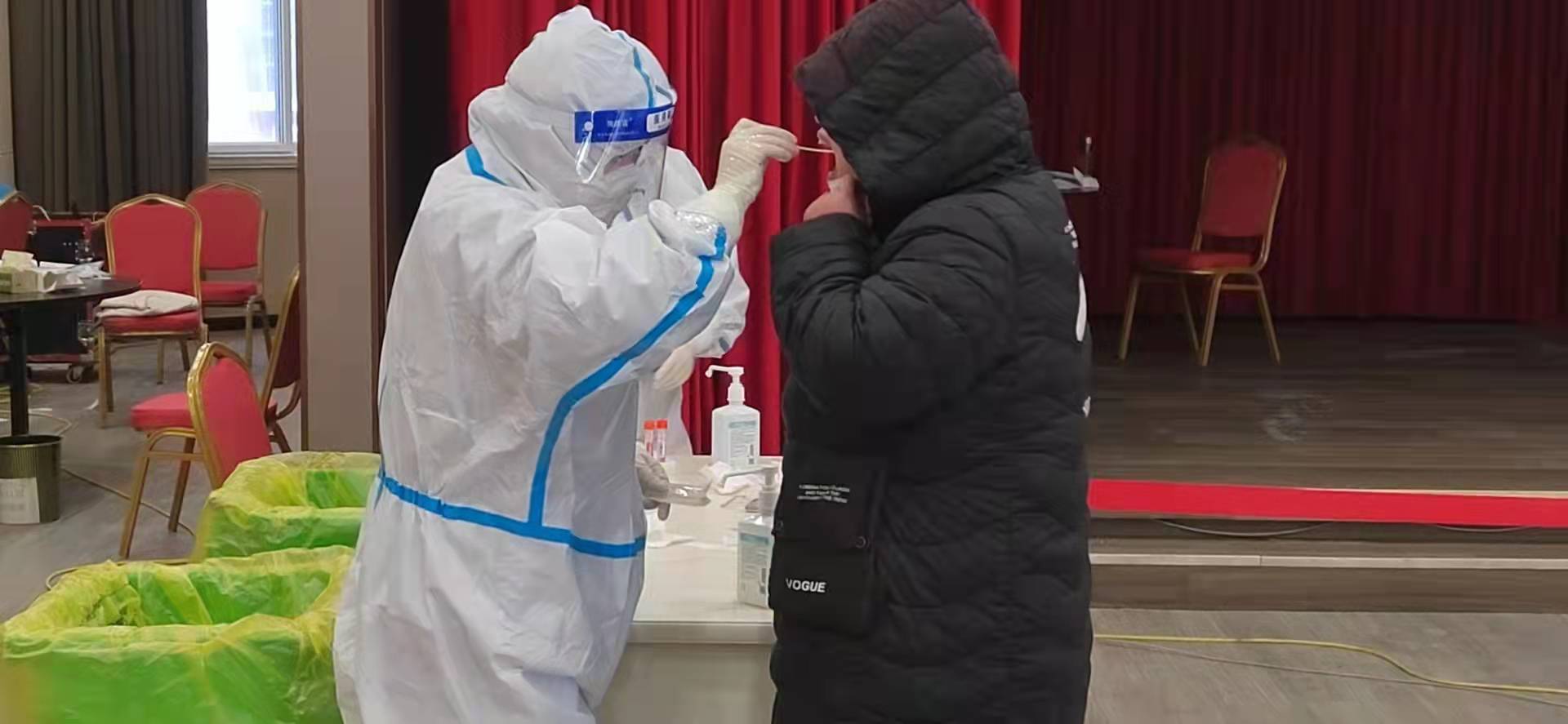 “疫“路有你,長安常安——億誠公司抗疫志愿者在行動 “疫“路有你,長安常安——億誠公司抗疫志愿者在行動