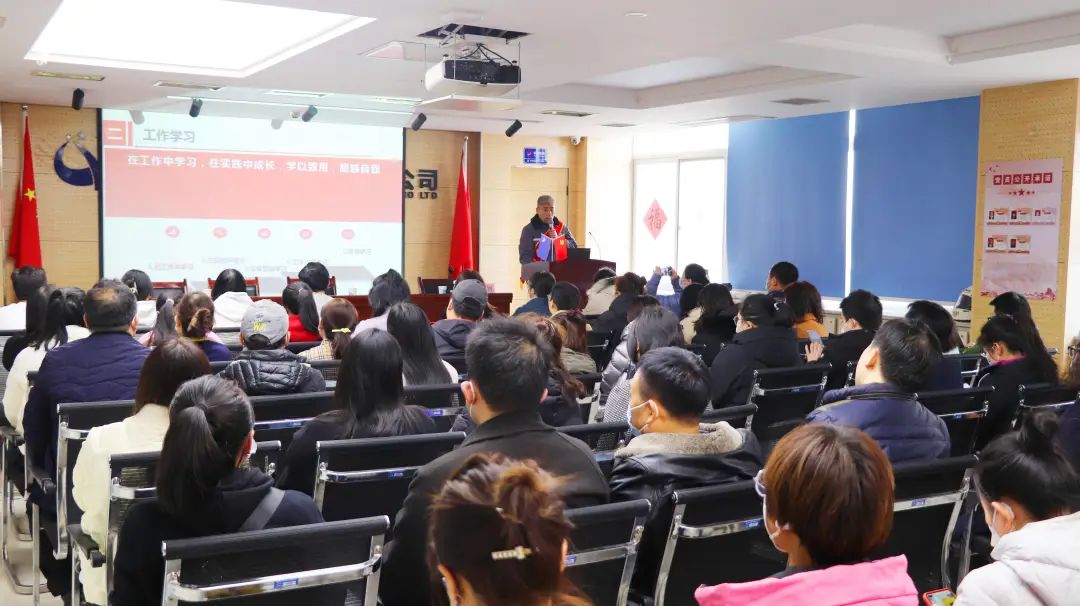 &ldquo;學習二十大 奮進新征程&rdquo;勞模工匠進校園、進企業活動走進億誠建設項目管理有限公司